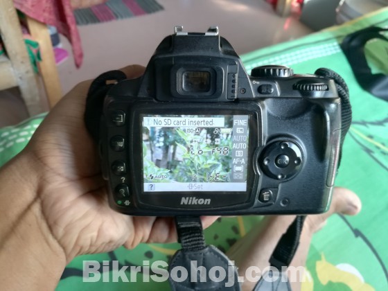 Nikon d40